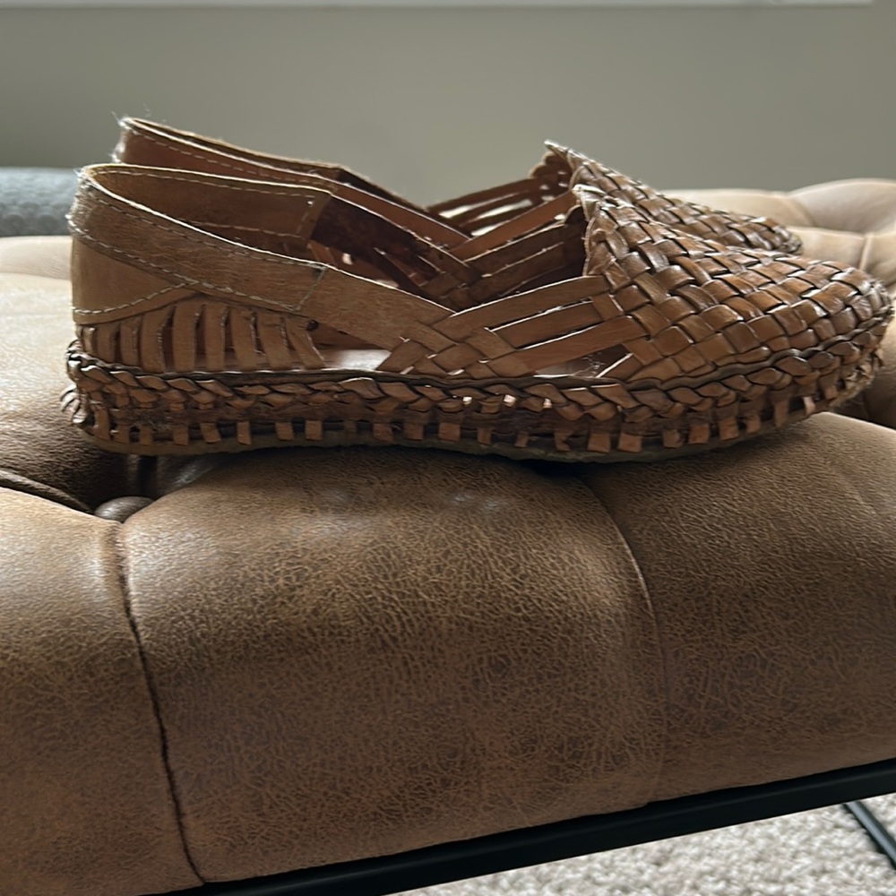 Woven Flats- color walnut